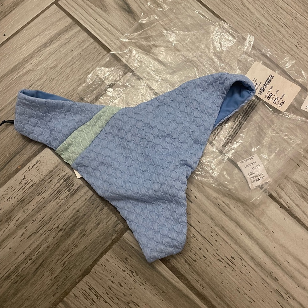 LOVERS + FRIENDS TEXTURED WAVE BOTTOMS NWT - Picture 11 of 11